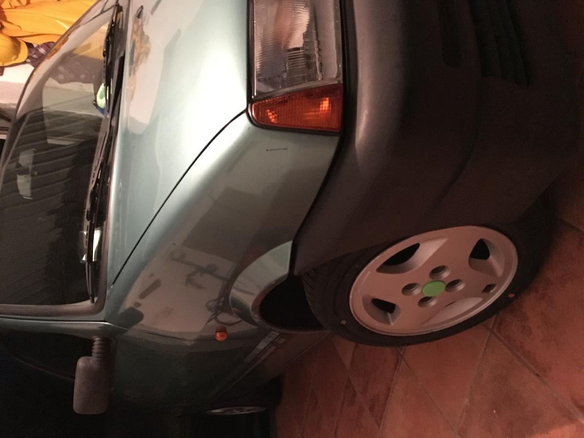 Tampa de roda Fiat Cinquecento