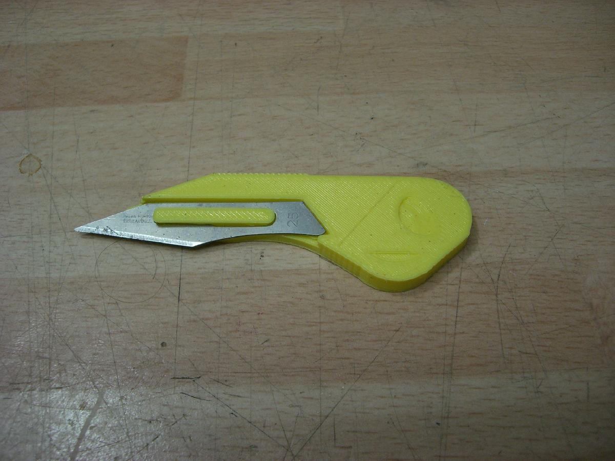 Nº 4. Suporte de lamina de bisturi