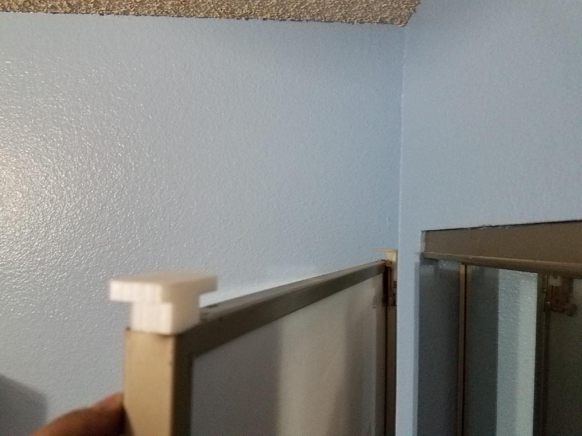 Guia de trilho para porta deslizante espelhada