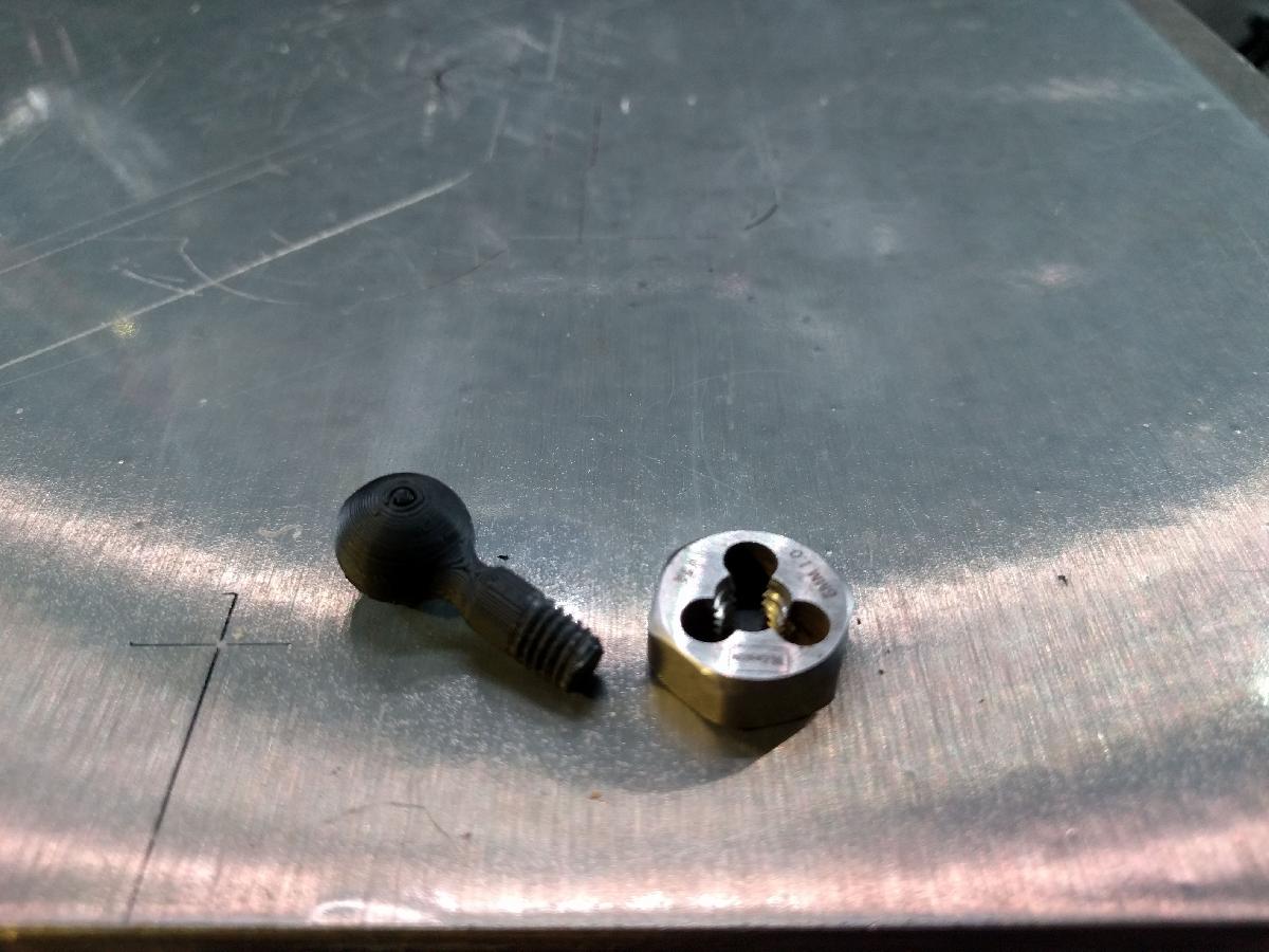 Suporte esferico para camera de seguranca sem fio Defender