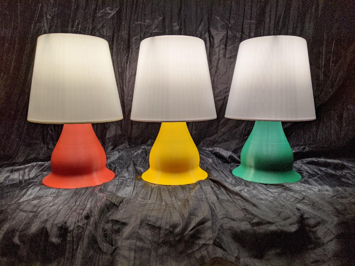 Lampada de Mesa V3   Lampada 3D Impressa em Peca Unica