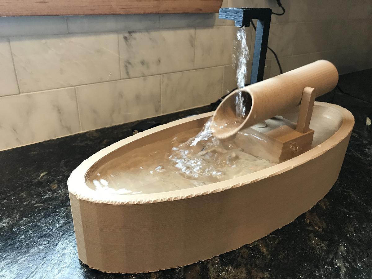 Elemento Aquatico Japones Sōzu ou Projeto Divertido, Facil e Elegante