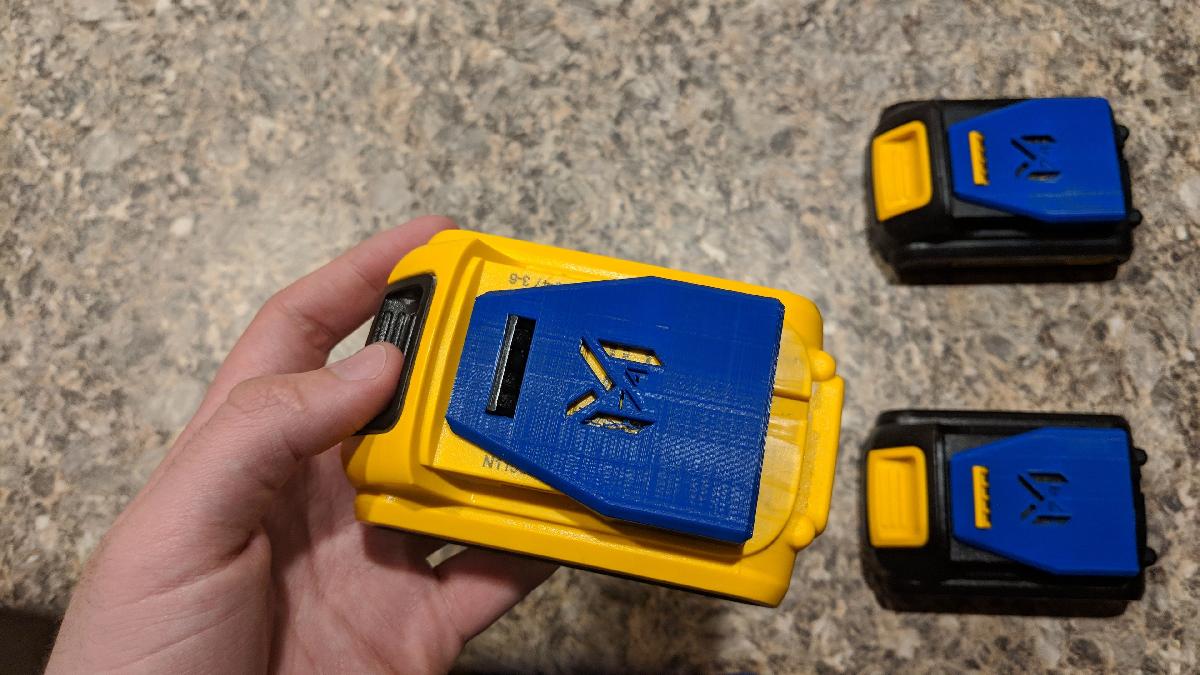 Dewalt 20V Bateria Slim Cover (V3 18 11 13)