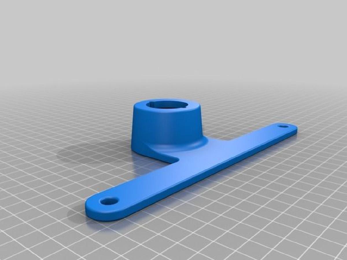 Suporte para placa de licenca com carregador magnetico de gotejamento