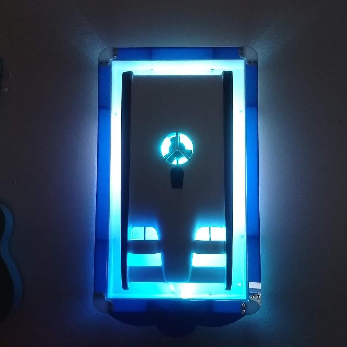 Suporte de parede iluminado OpenROV Trident