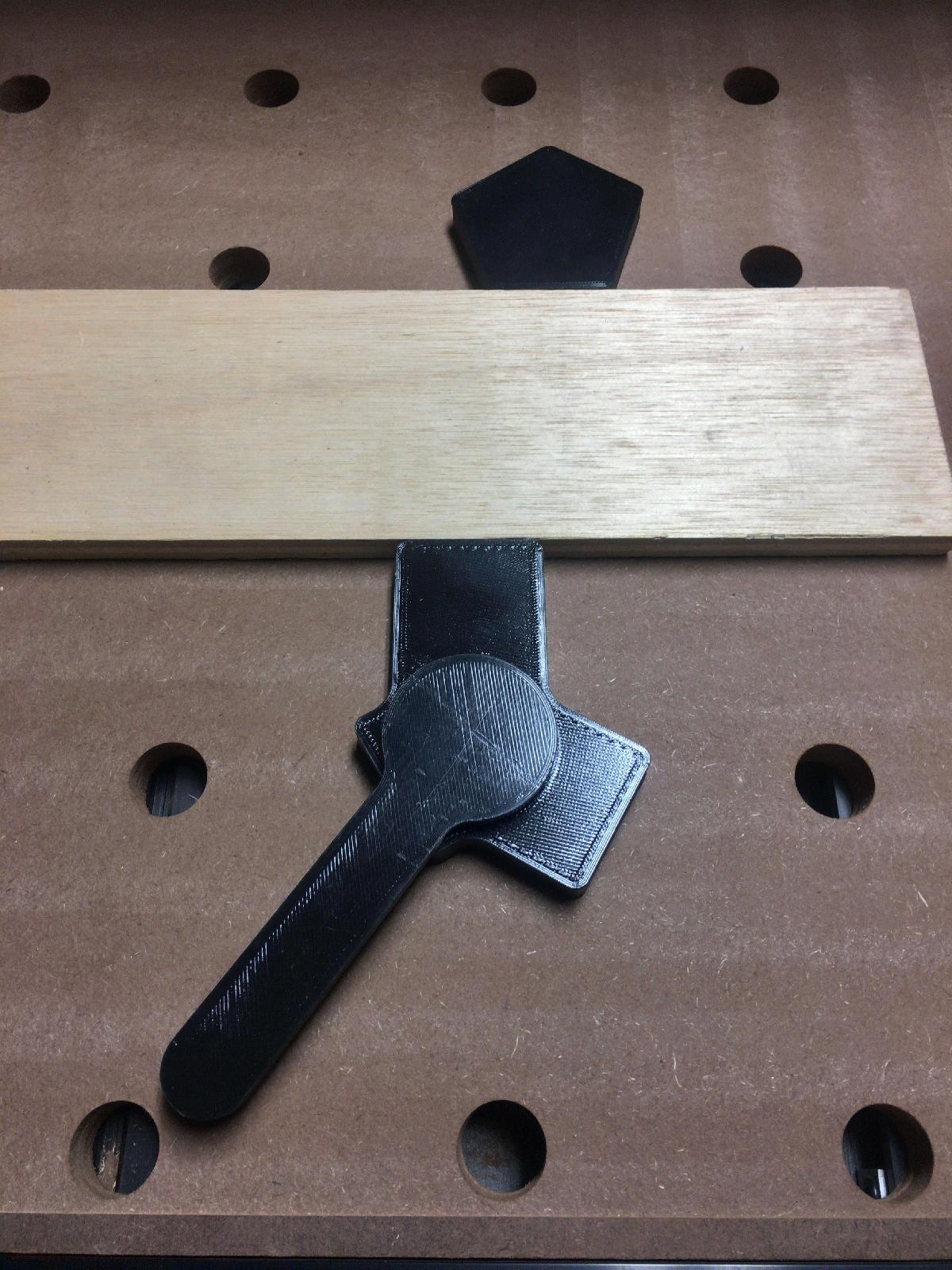 Sistema de Fixacao DIY para CNC / Marcenaria