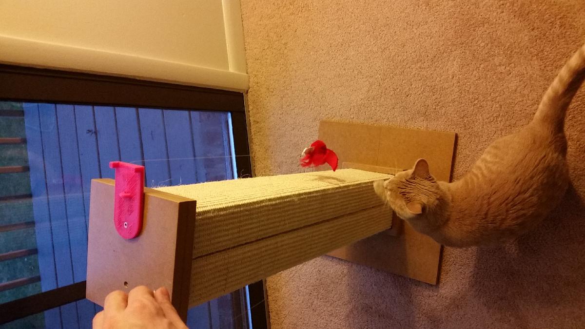 Arranhador para Gatos/Anexo de Mesa para Brinquedos