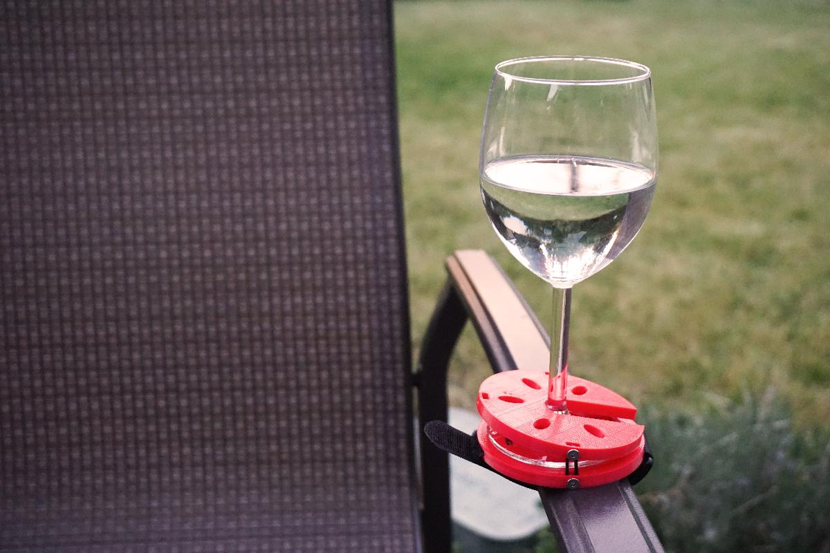 Suporte para taca de vinho ao ar livre