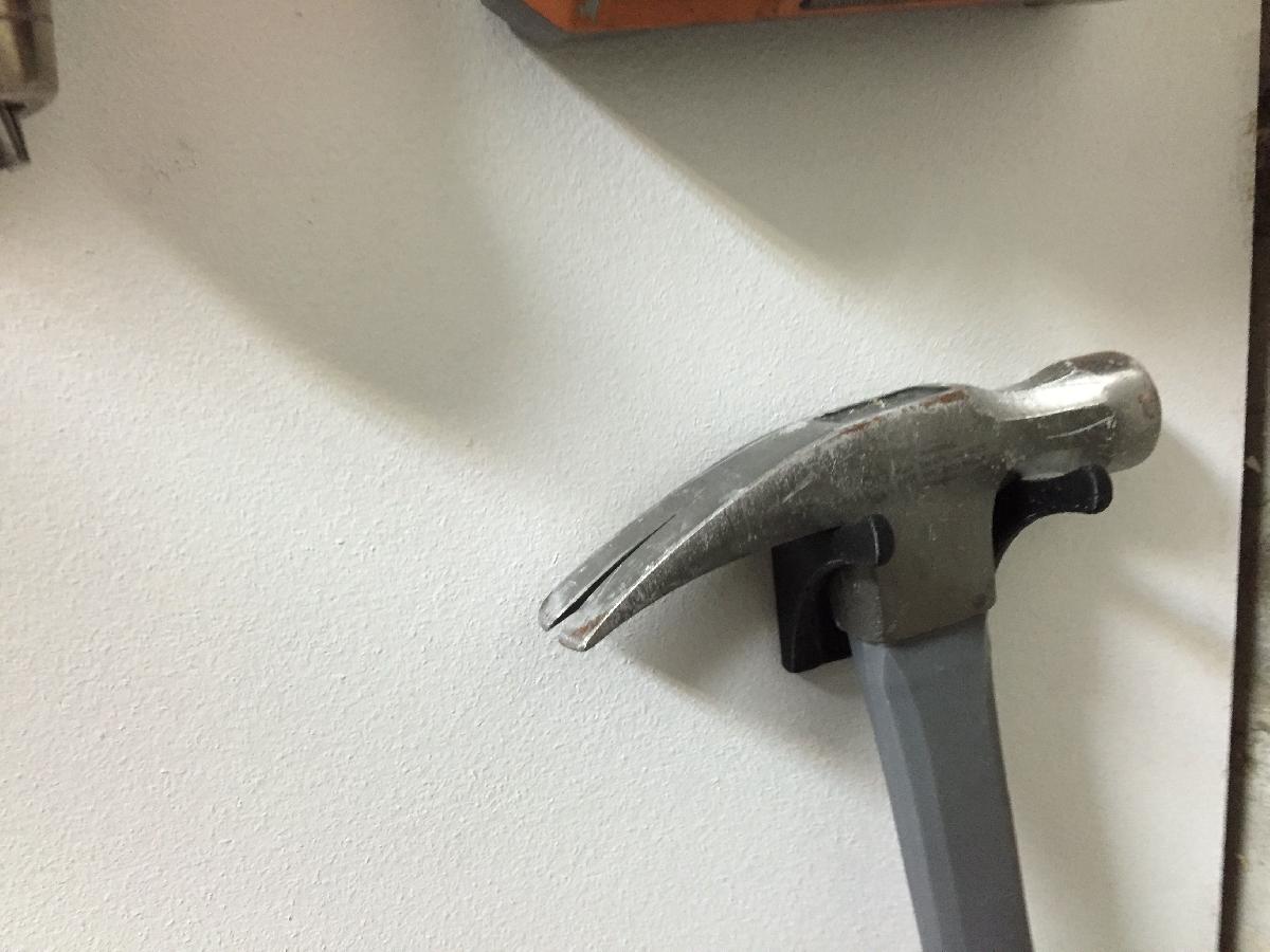Suporte para martelo