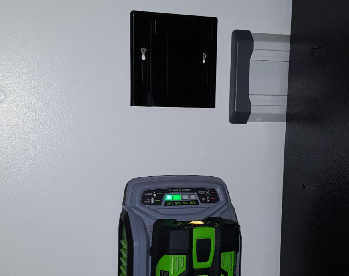 Suporte de Bateria EGO