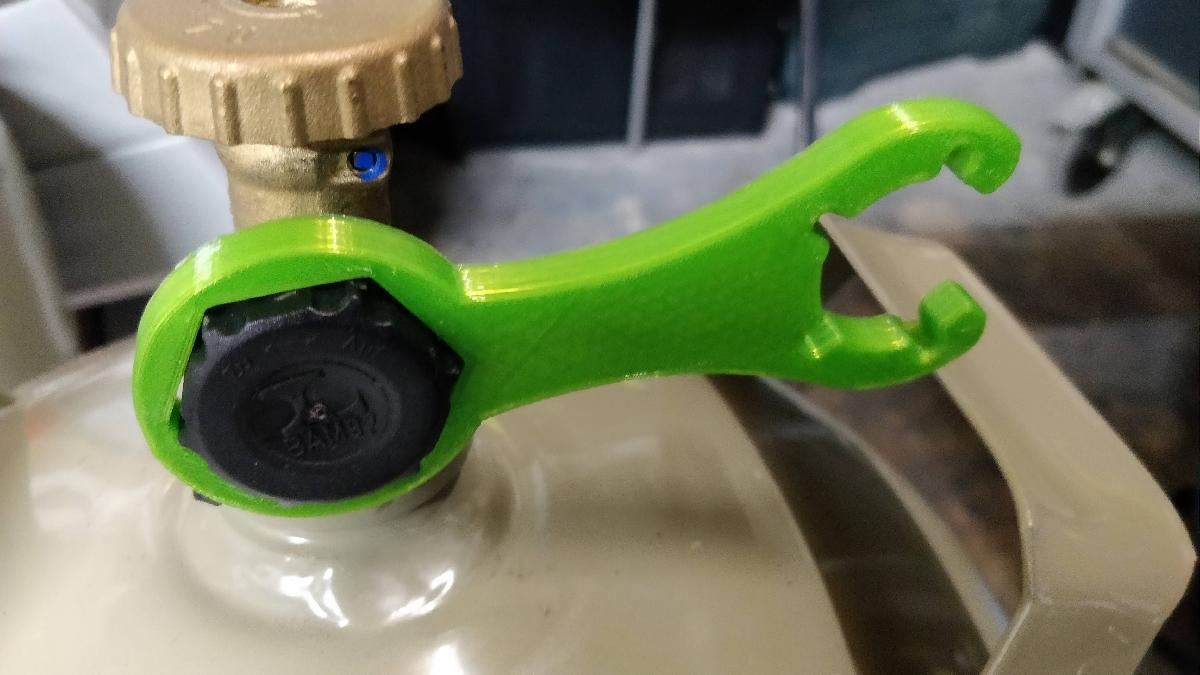 Chave de regulador de propano e tanque