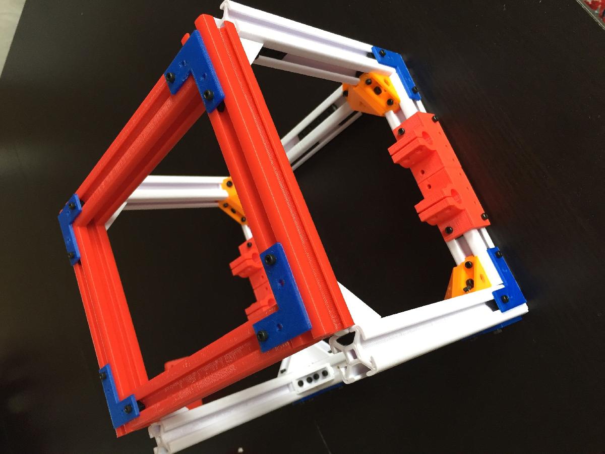 Extrusão e Luminárias T Slot 2020