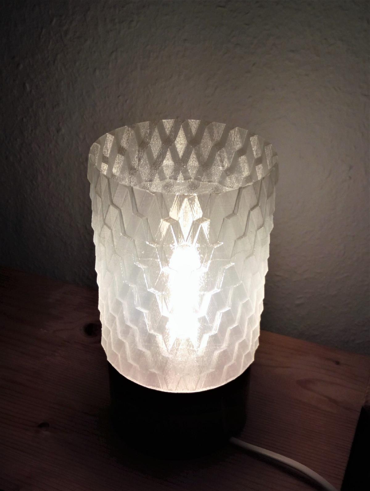 Abajur de celula (personalizavel)