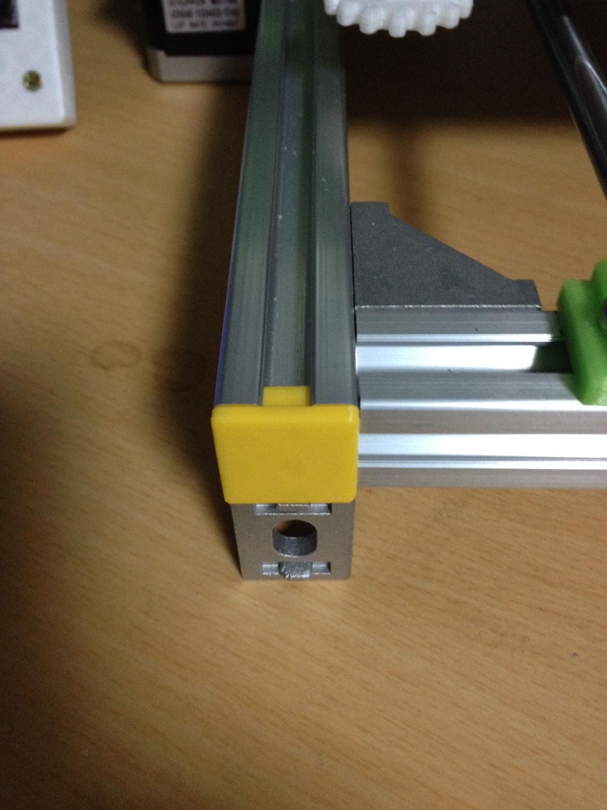 Tampa final para extrusoes de aluminio 2020