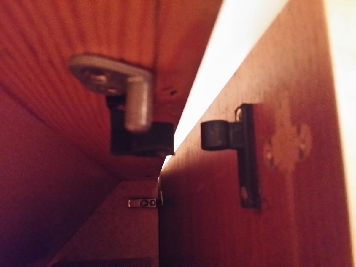 Fechadura de porta para armario