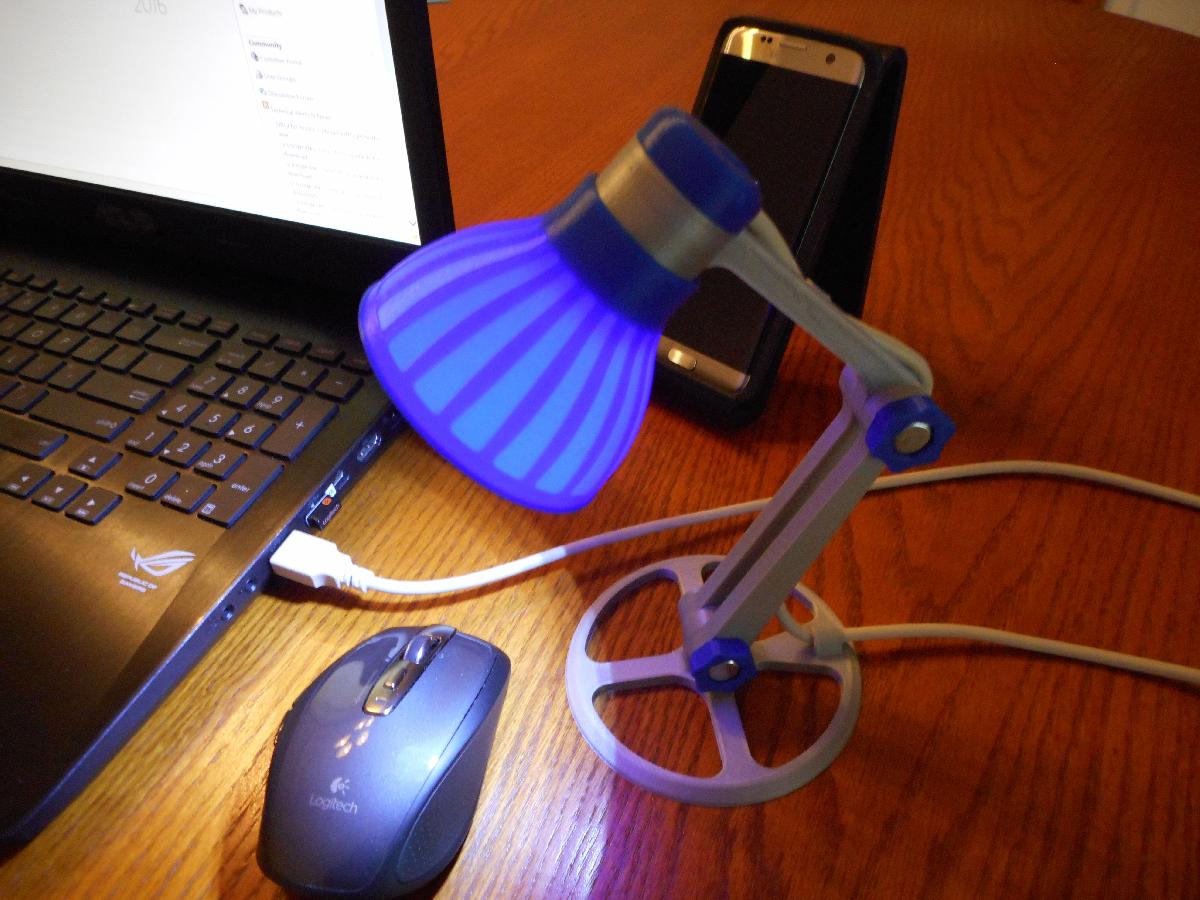 Lampada de Mesa USB