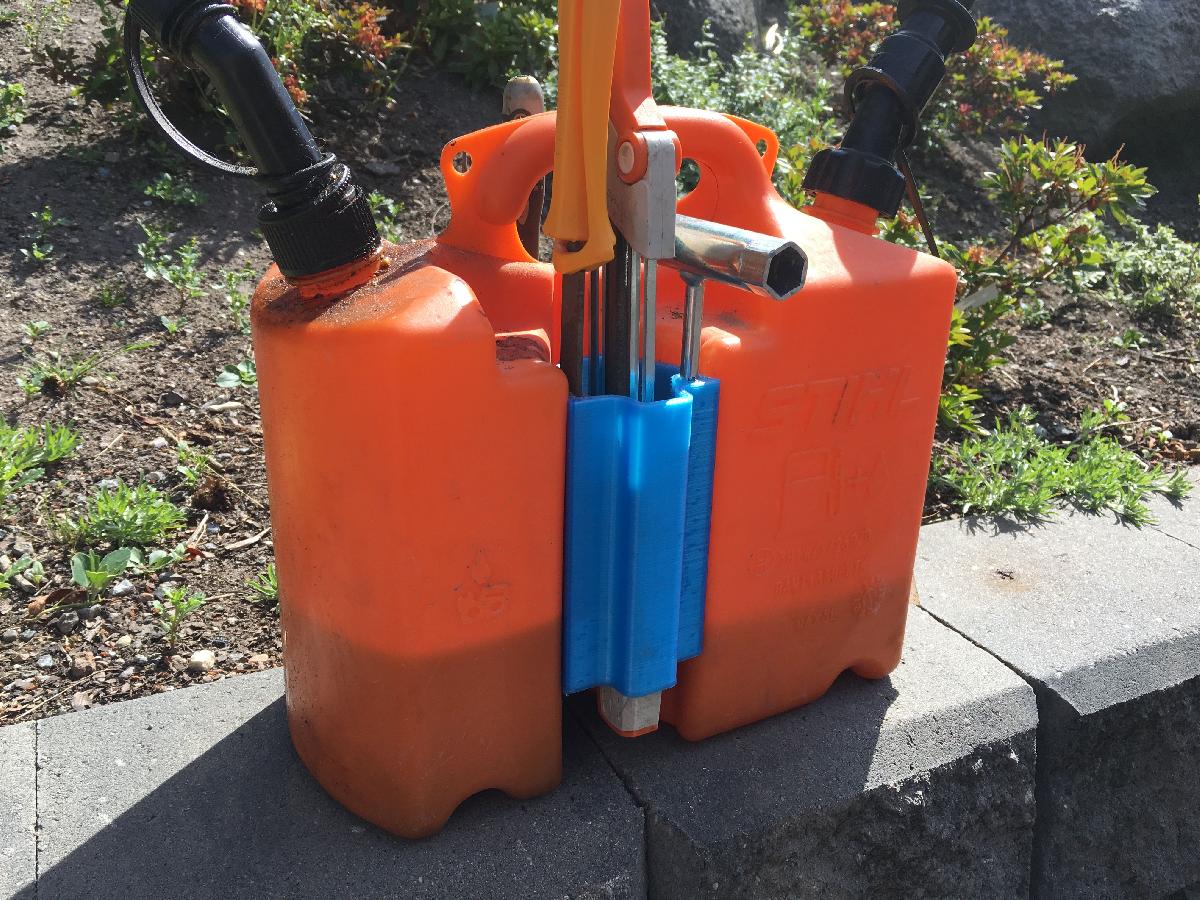 Suporte para Lata de Combustivel Stihl