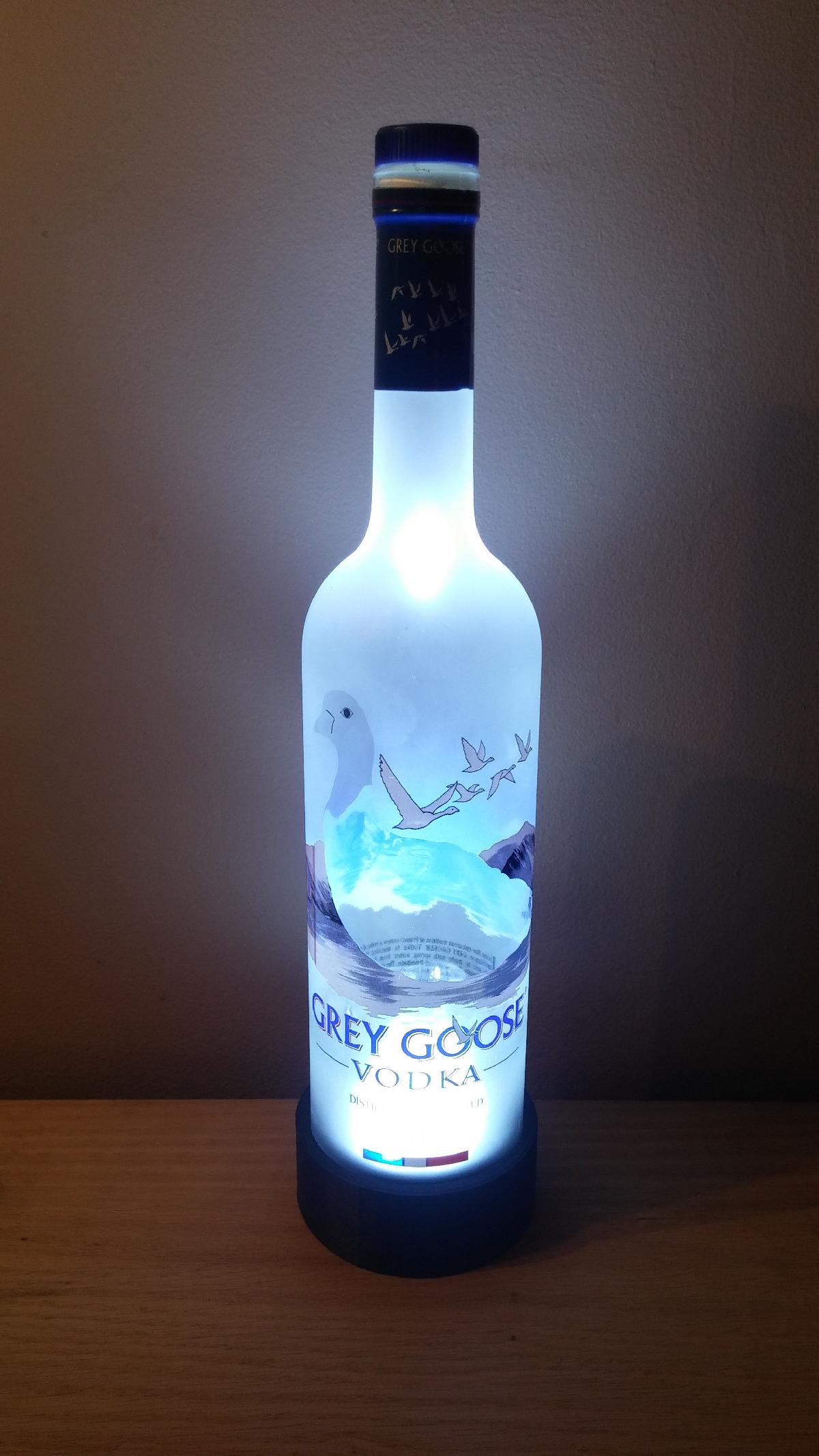 Base de Lampada LED de Garrafa de Vodka Grey Goose