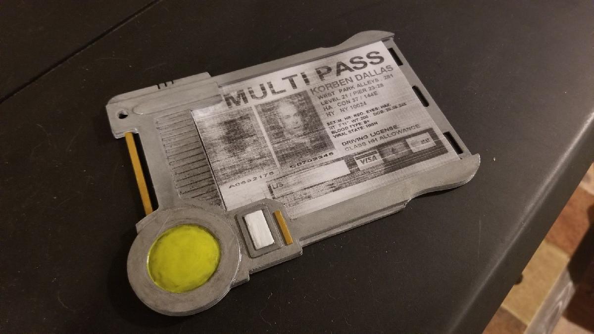 Suporte para cracha Multipass: Grande (4 x 5.125) com tag NFC