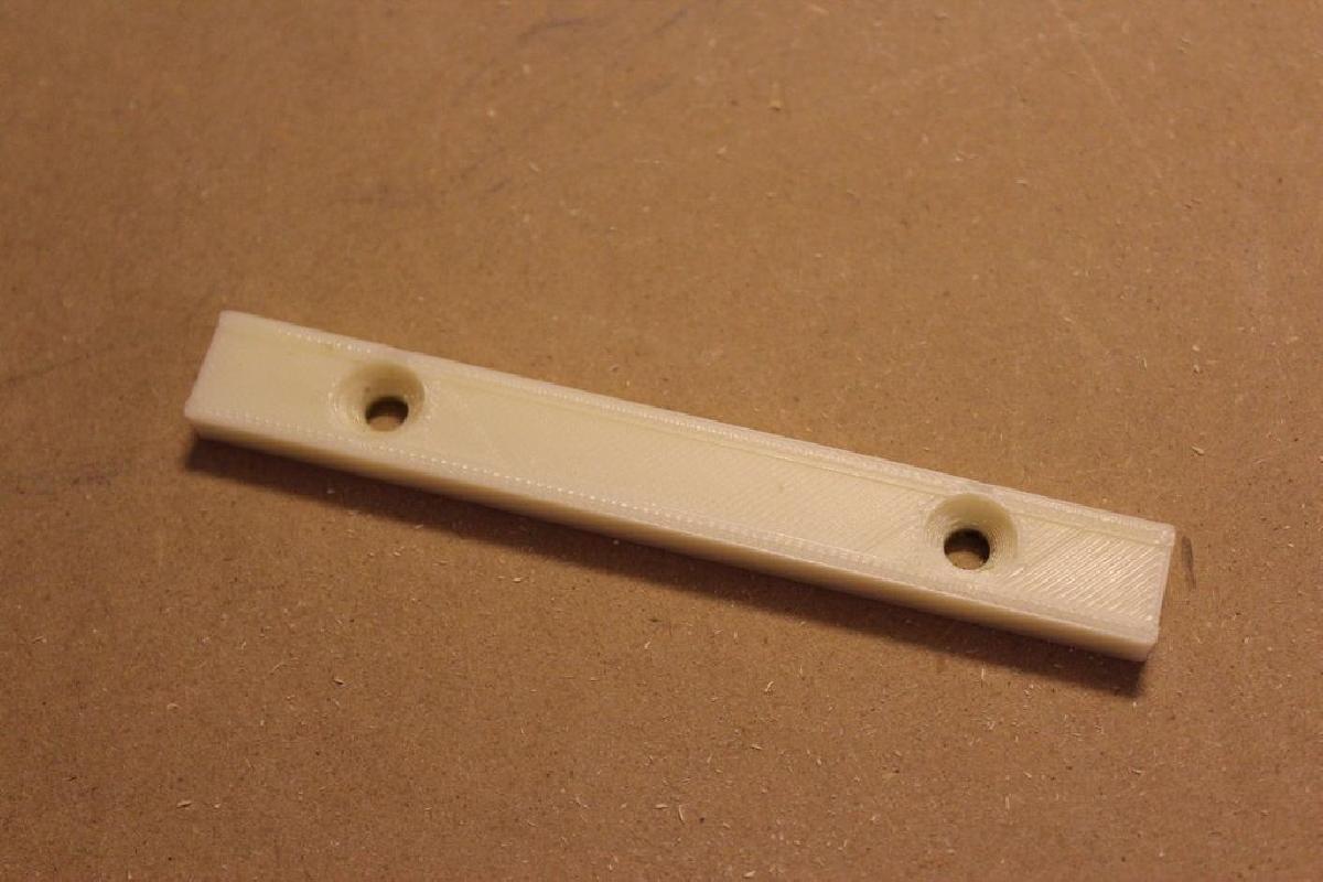 Substituicao da Placa de Mandibula para Morsa de Bancada