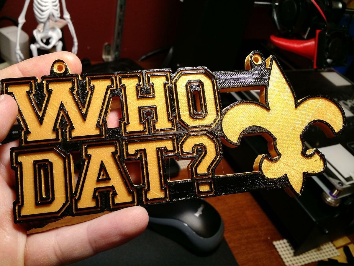 Colar Medalhao Who Dat?