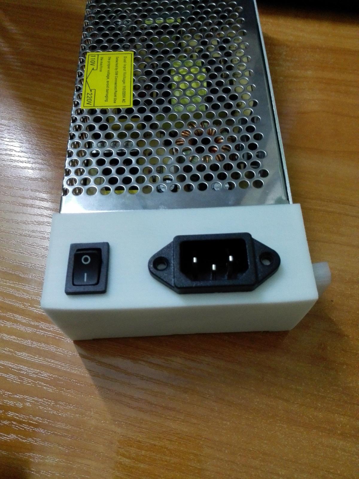 Tampa da fonte de alimentacao