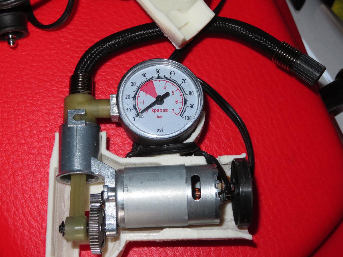 Plastico menor para inflador de pneu 12V