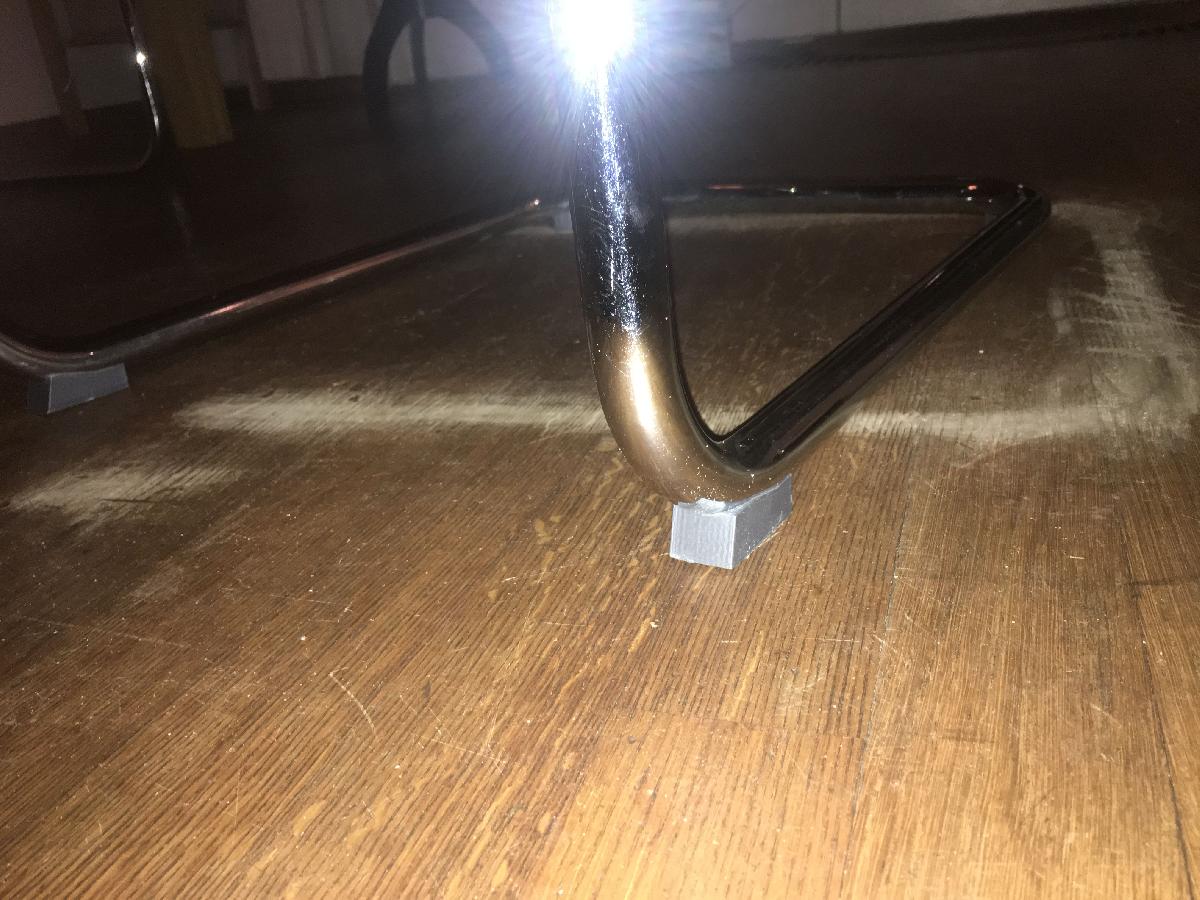 suportes para cadeira Thonet