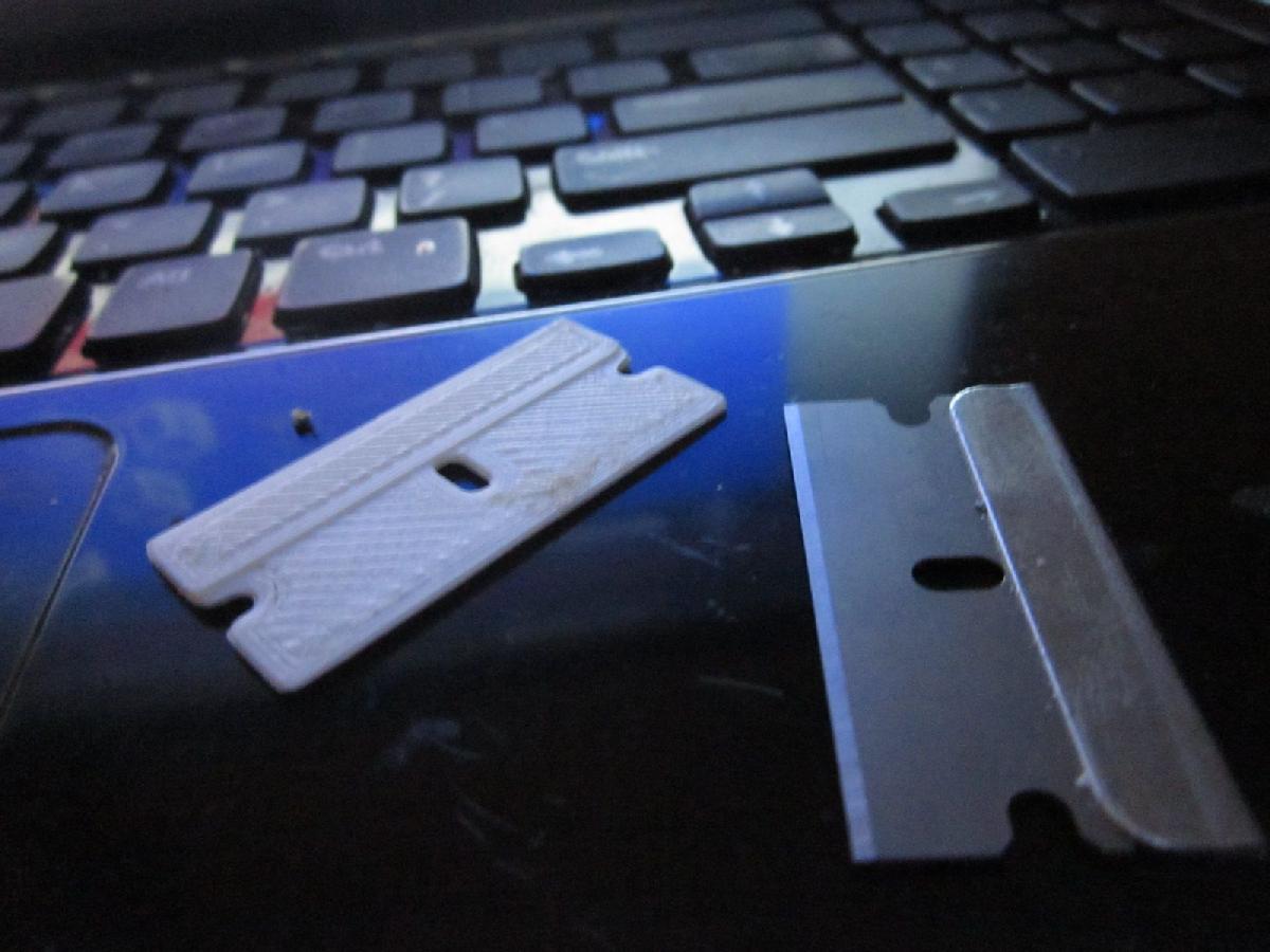 Lamina de utilidade de um lado