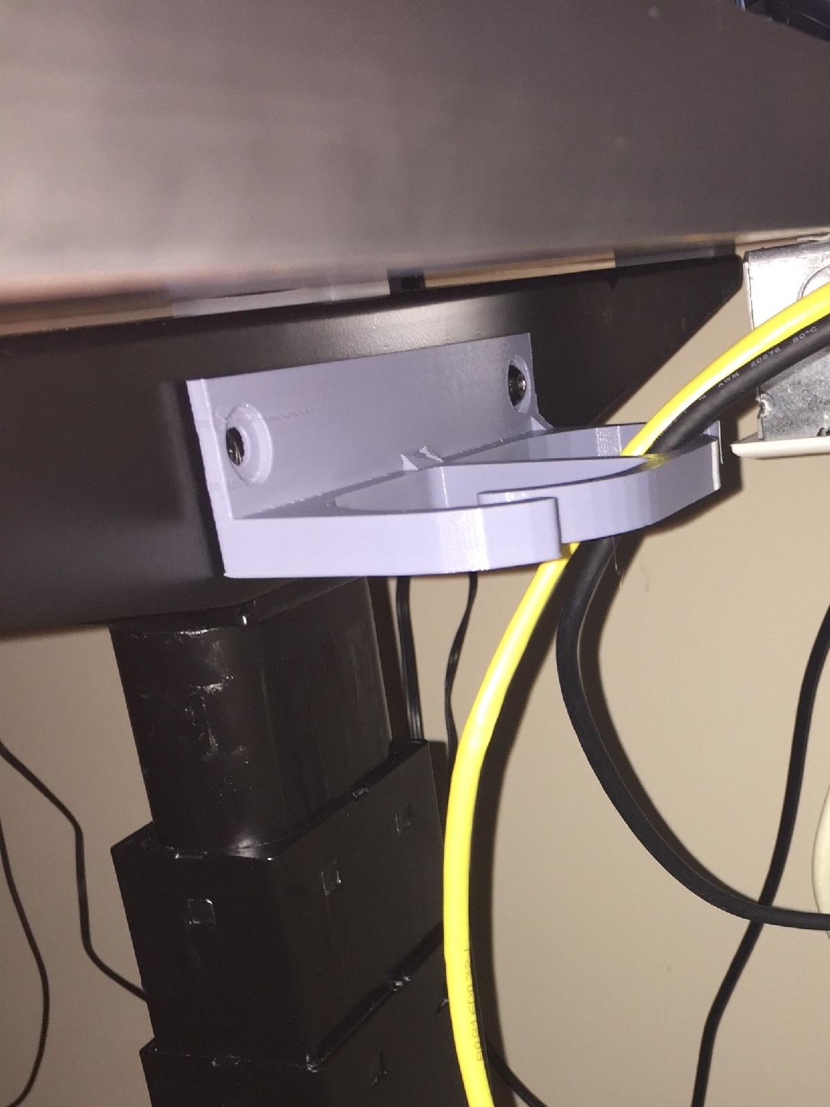 Gerenciador de Cabos para Mesa Ergonomica VIVO