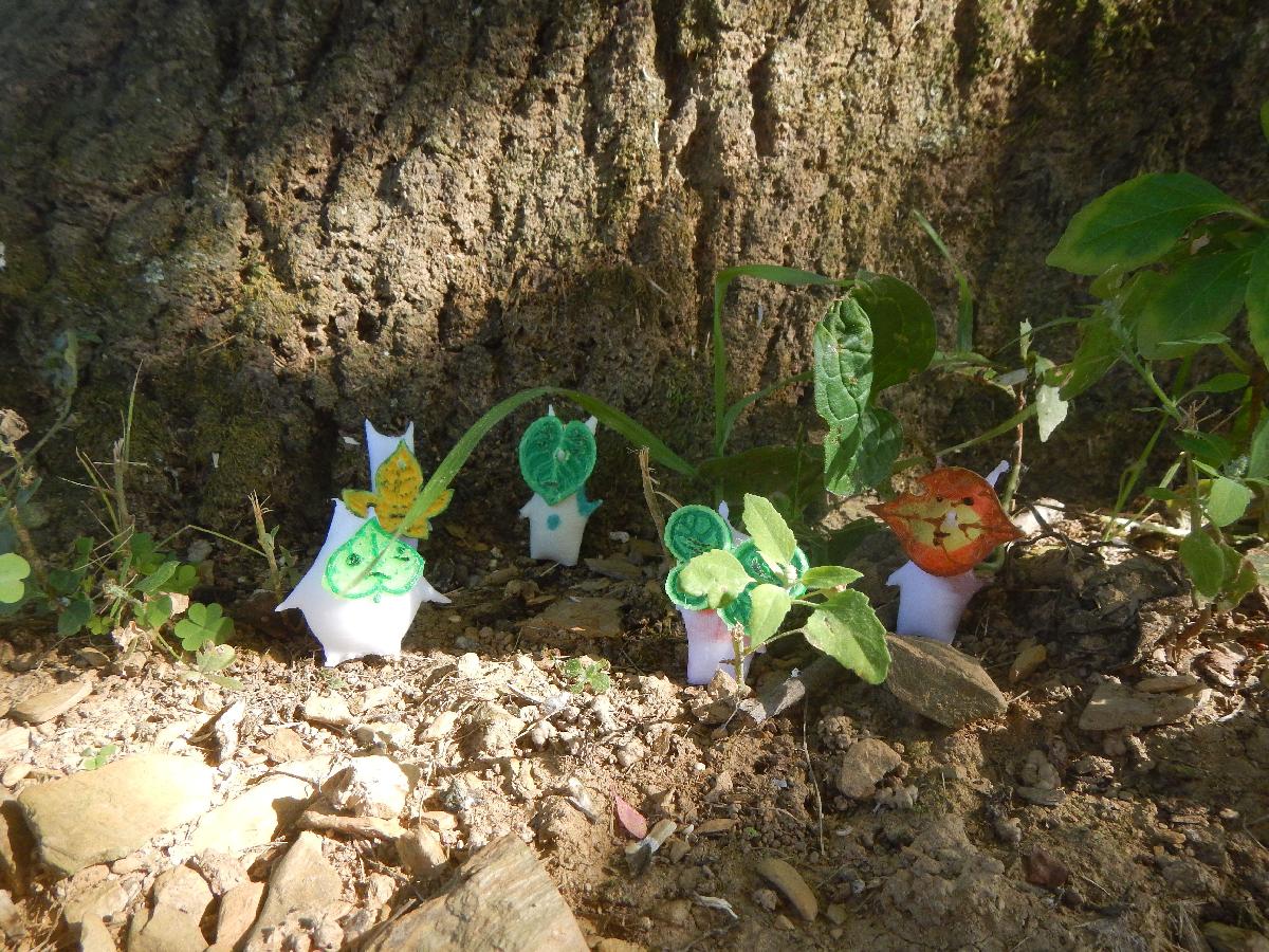 Koroks com rostos texturizados