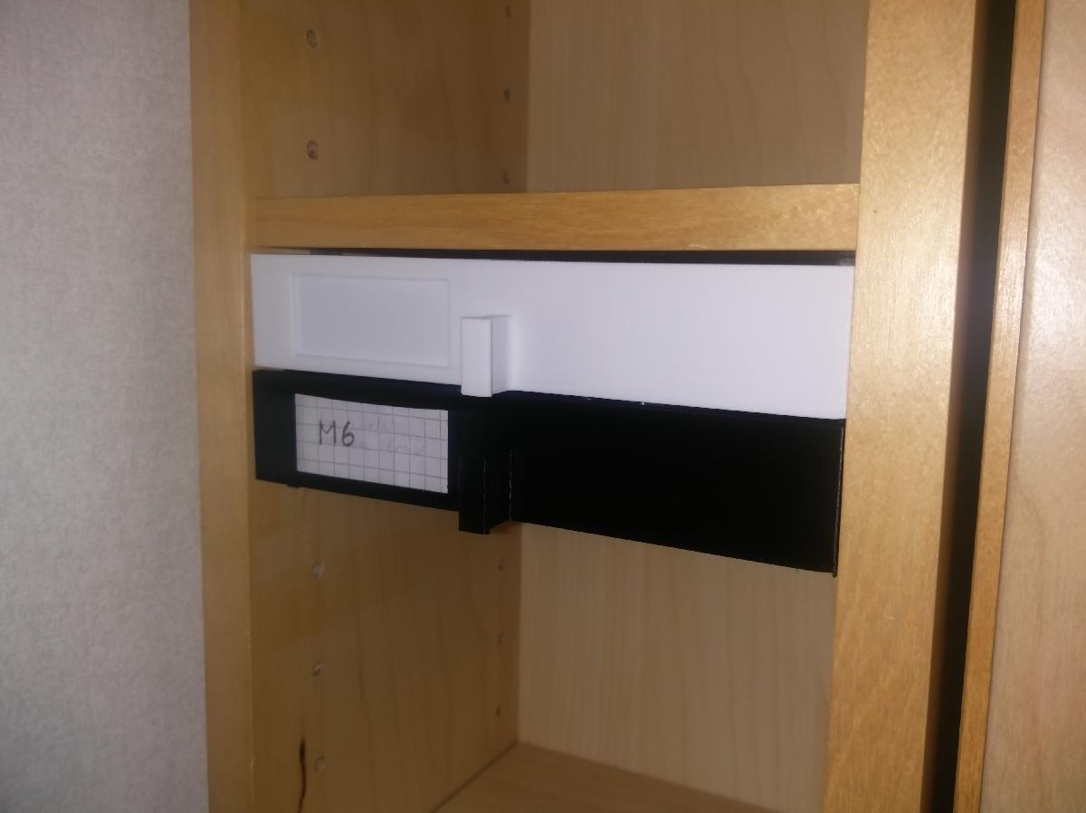 Gavetas para prateleira de DVD/CD da IKEA BENNO (e GNEDBY?)