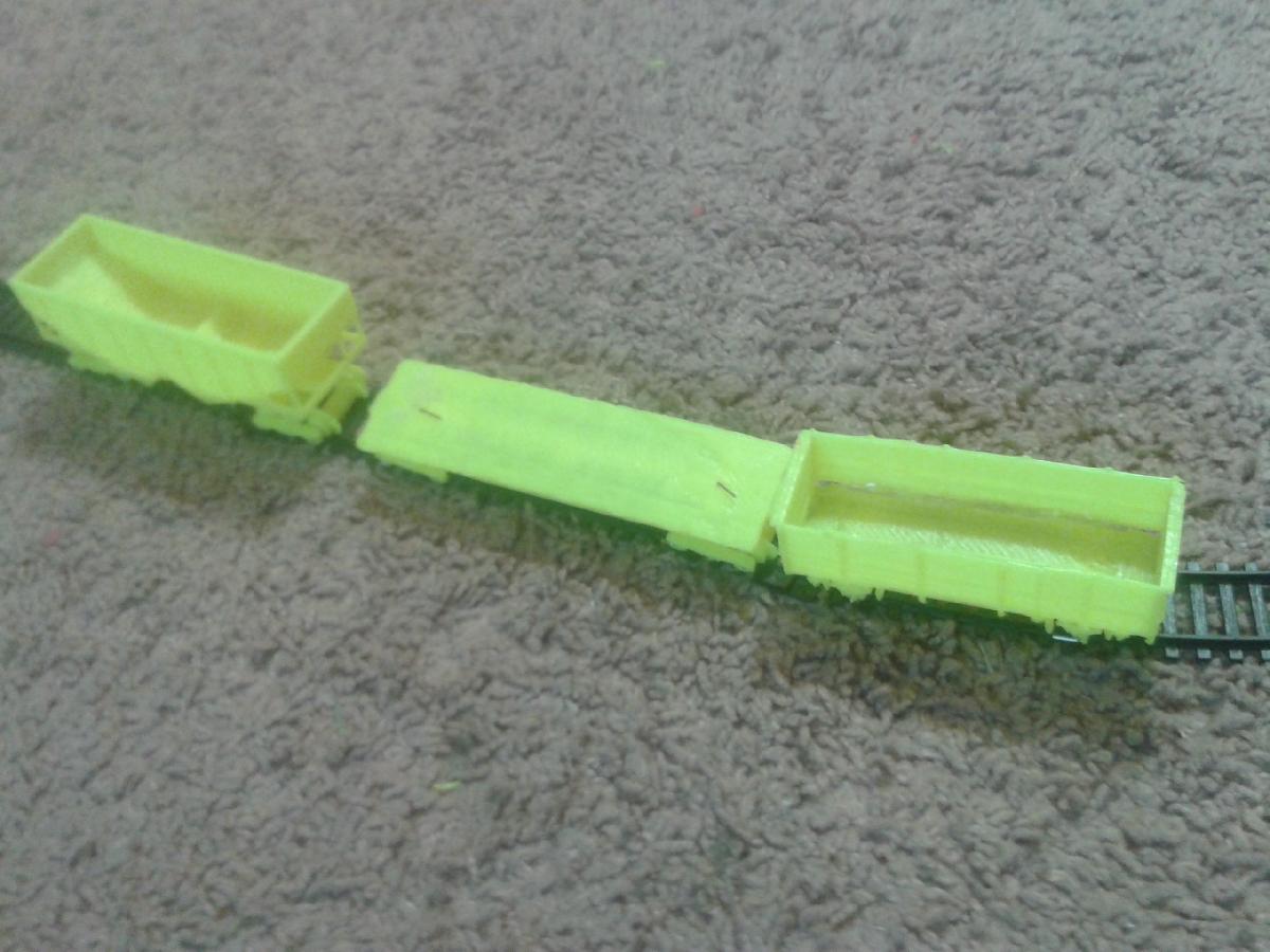 HO Train WHEELS and CARRIAGE and BASE   Model RailRoad Train Parts