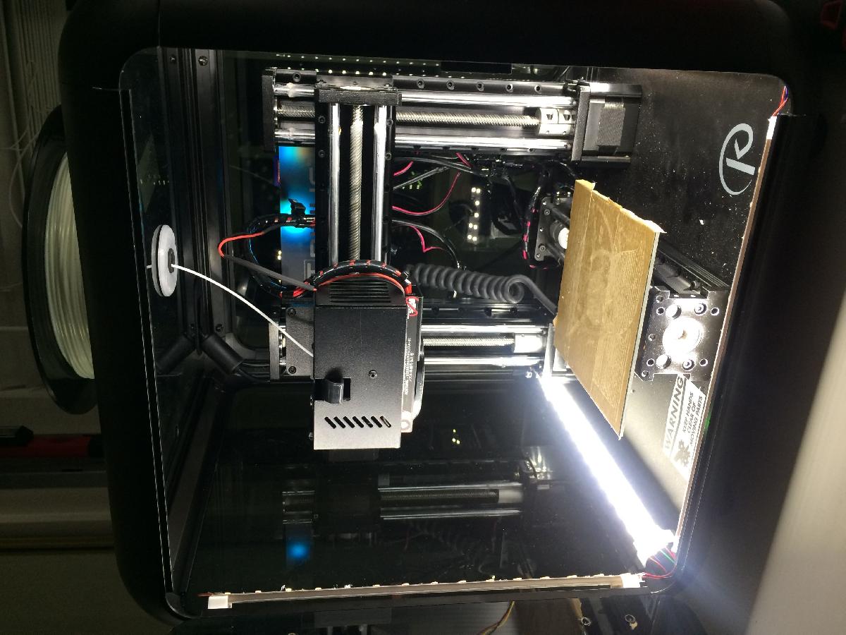 Suporte para fita LED Trinus Enclosure