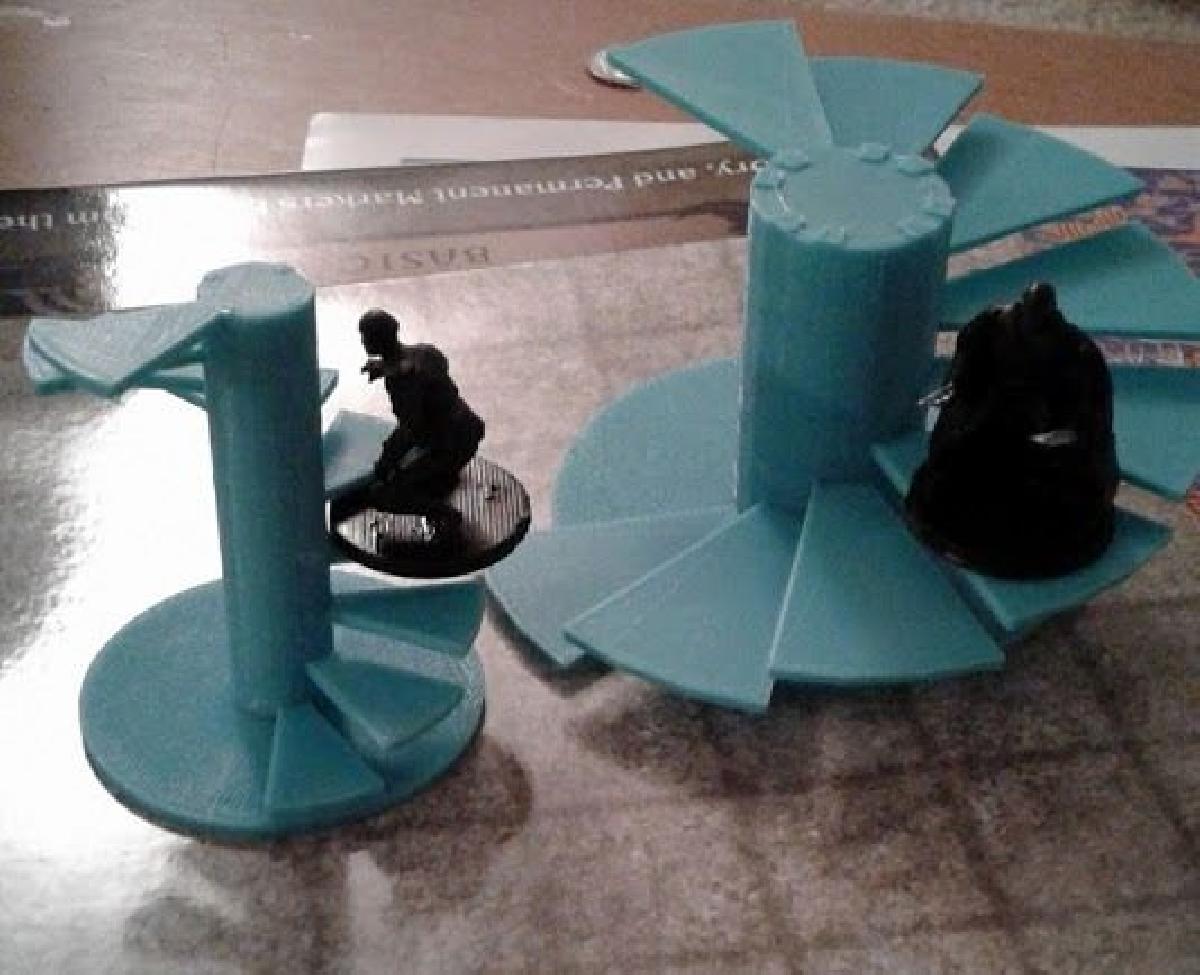 Escadas em espiral (escala 28mm)