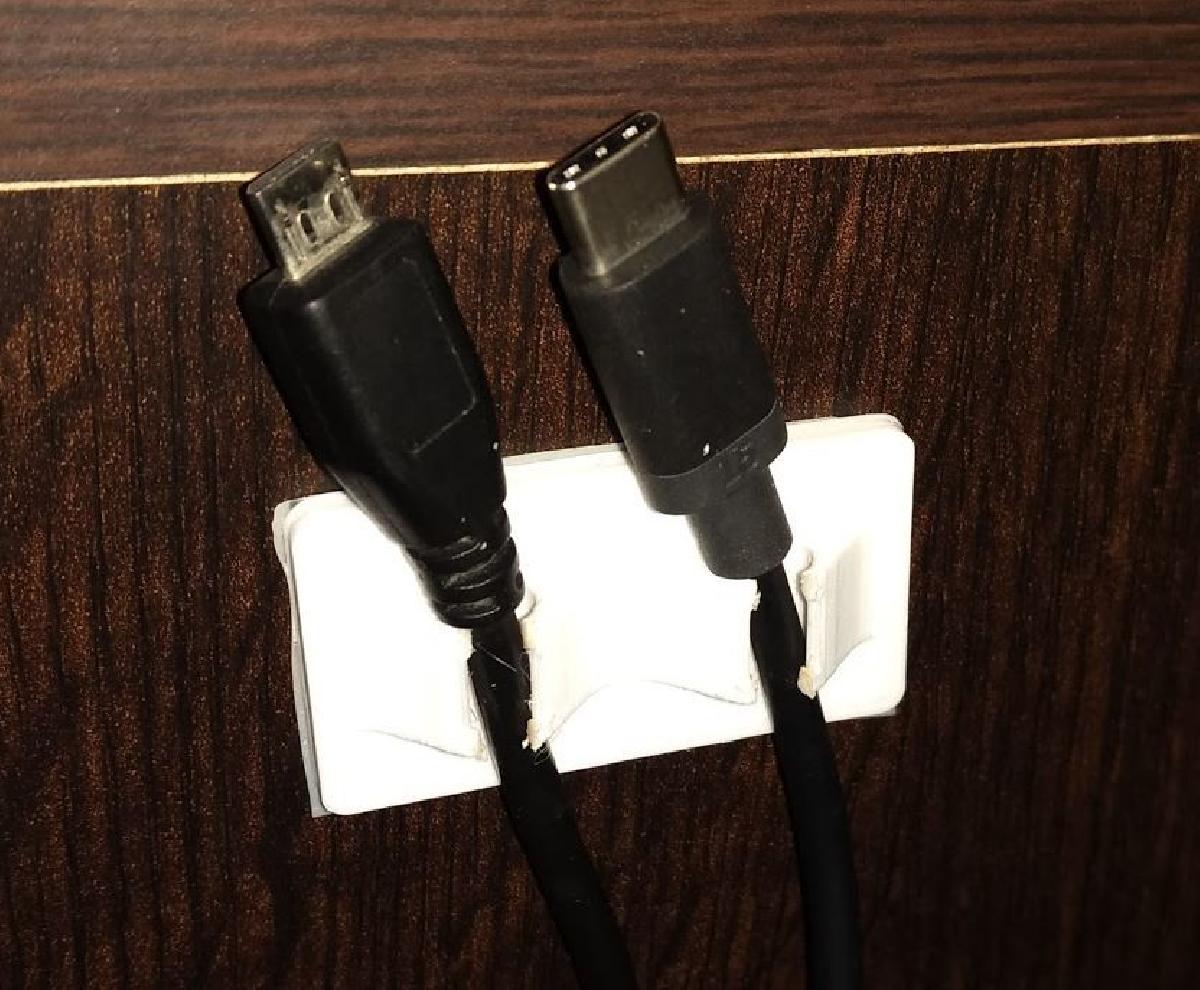 Suporte de cabo personalizavel