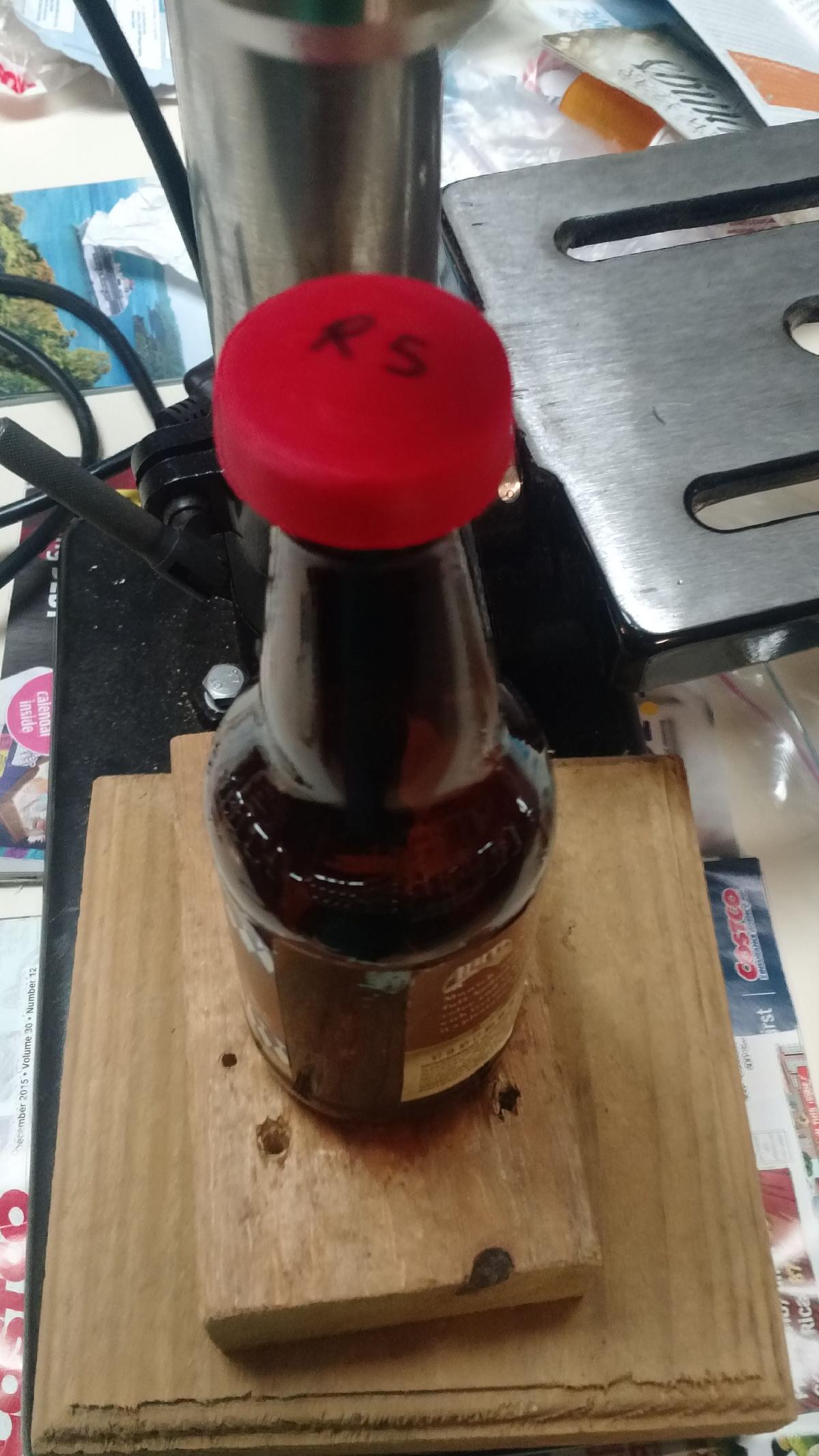 Tampador de Garrafa de Cerveja