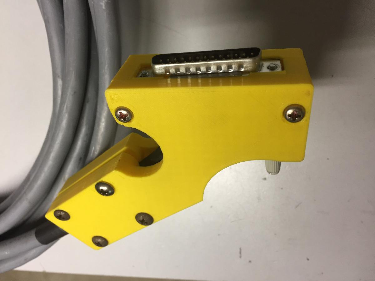 protecao contra torcao de cabo do conector Dsub de 25 pinos