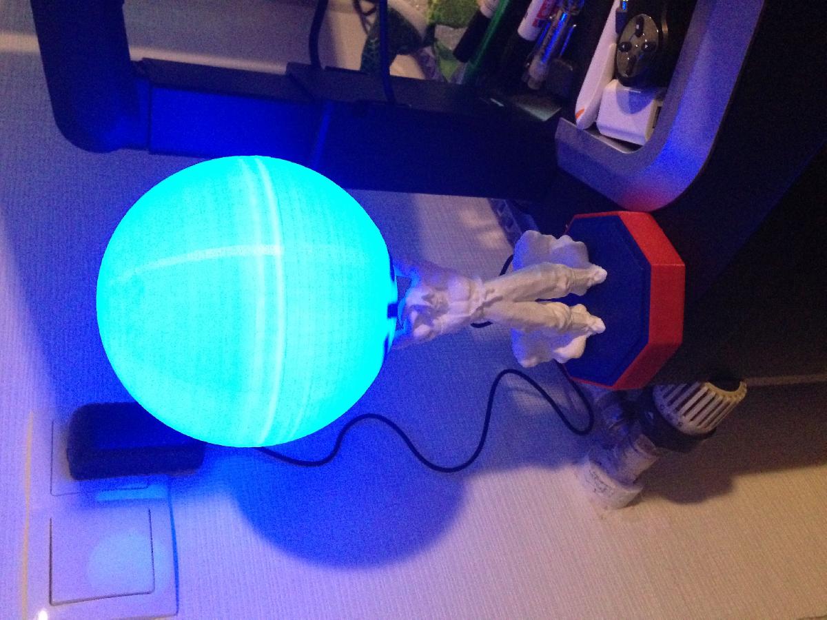 Luz noturna da bomba de espirito do Son Goku
