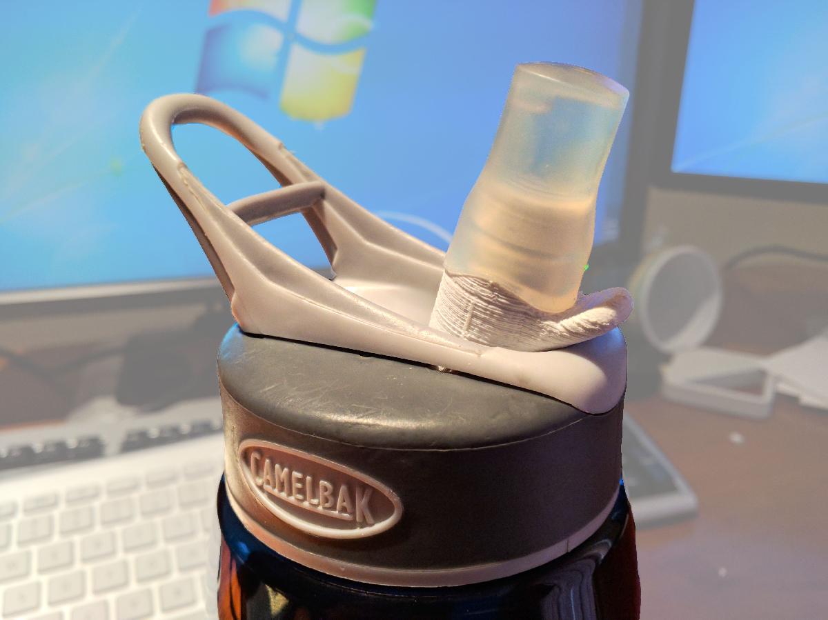 Substituicao da Valvula de Mordida Camelbak
