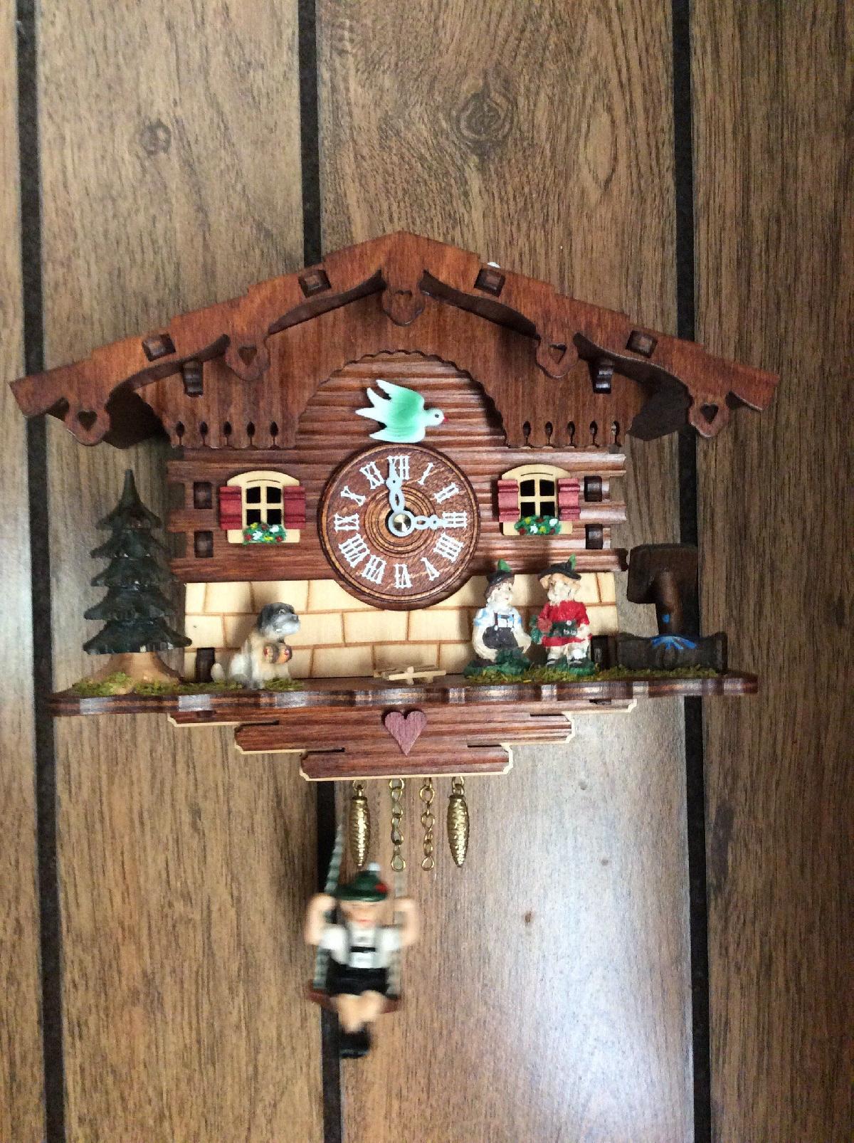 Maos do Relogio Cucu