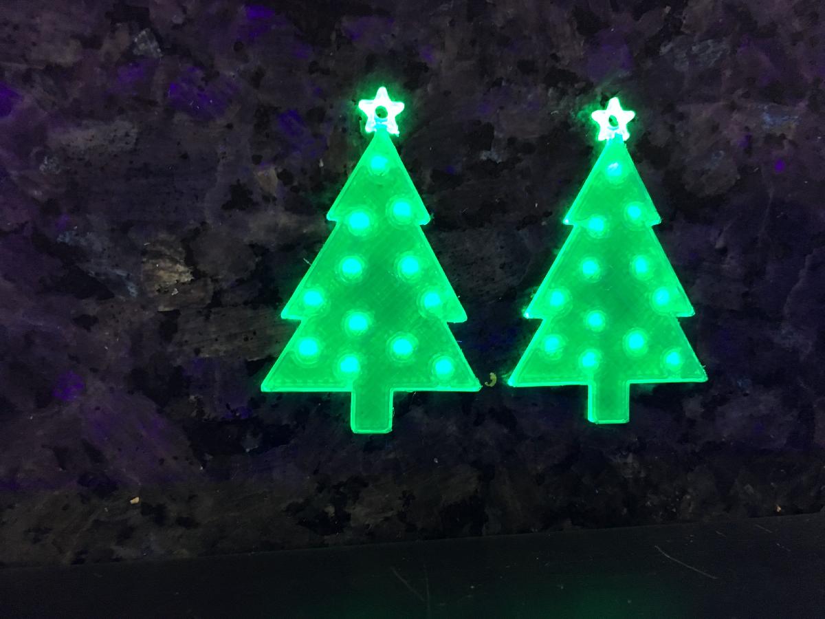 Brincos de Arvore de Natal UV
