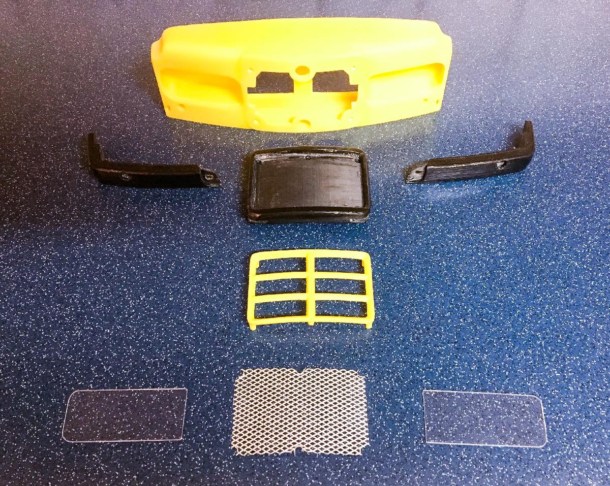 Frente completa para um Tonka Bronco