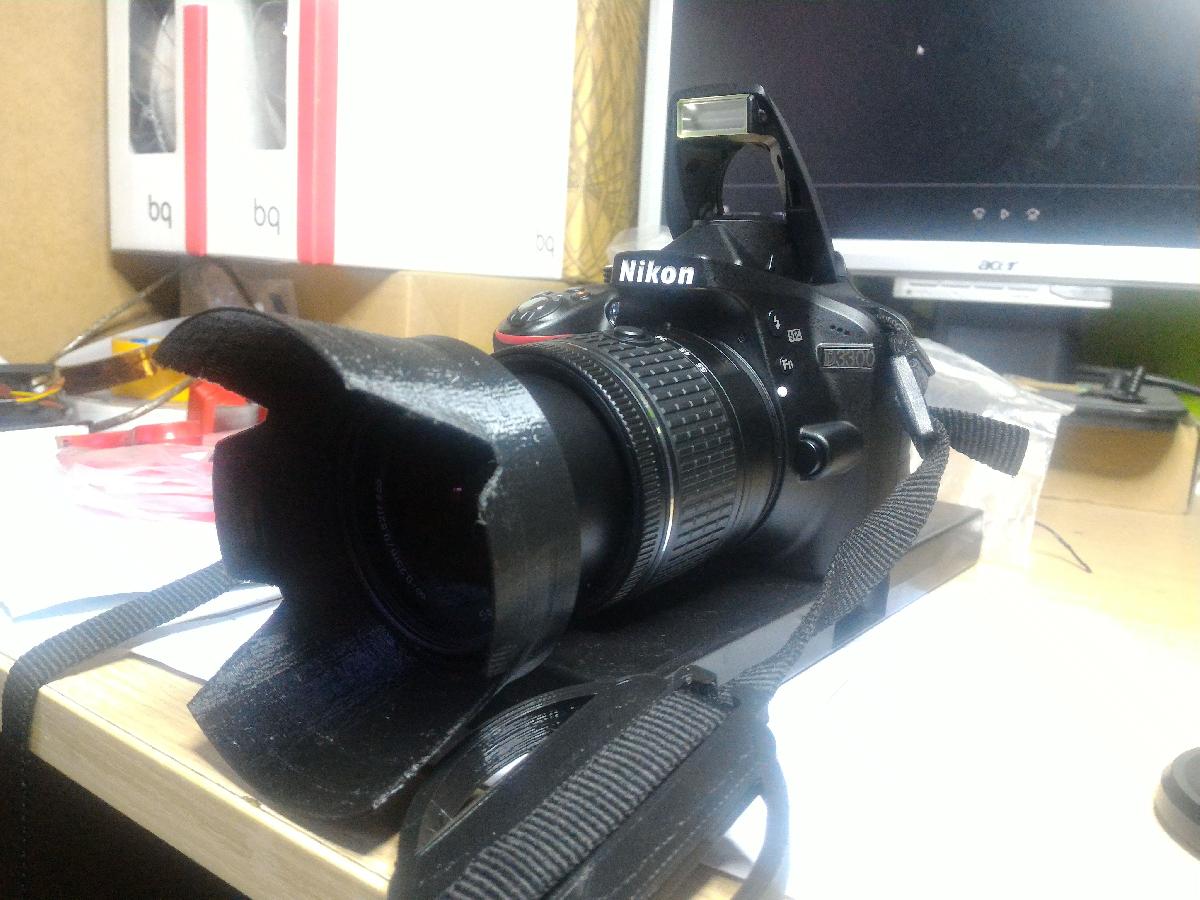 Parasol da Lente Nikkor AF P 18 55mm