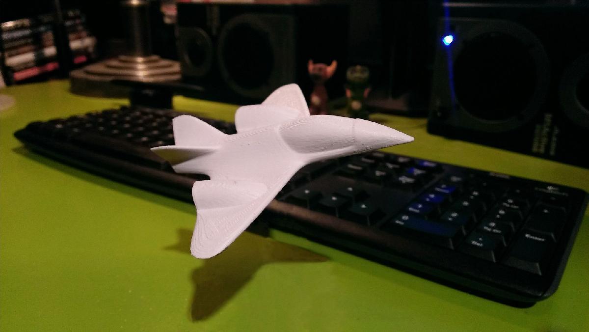 Pequeno avião a jato