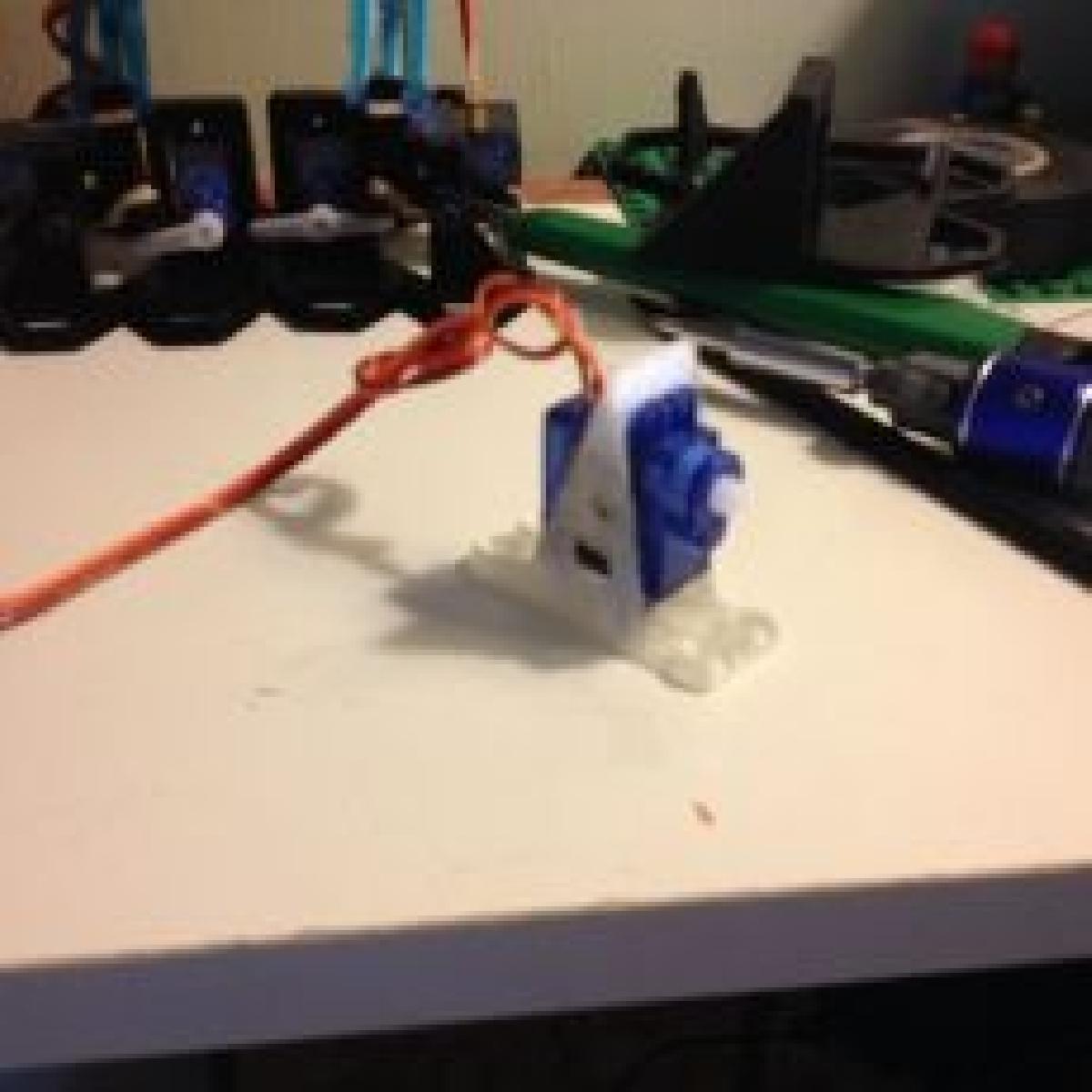 Suporte Vertical para Servo Micro 9g