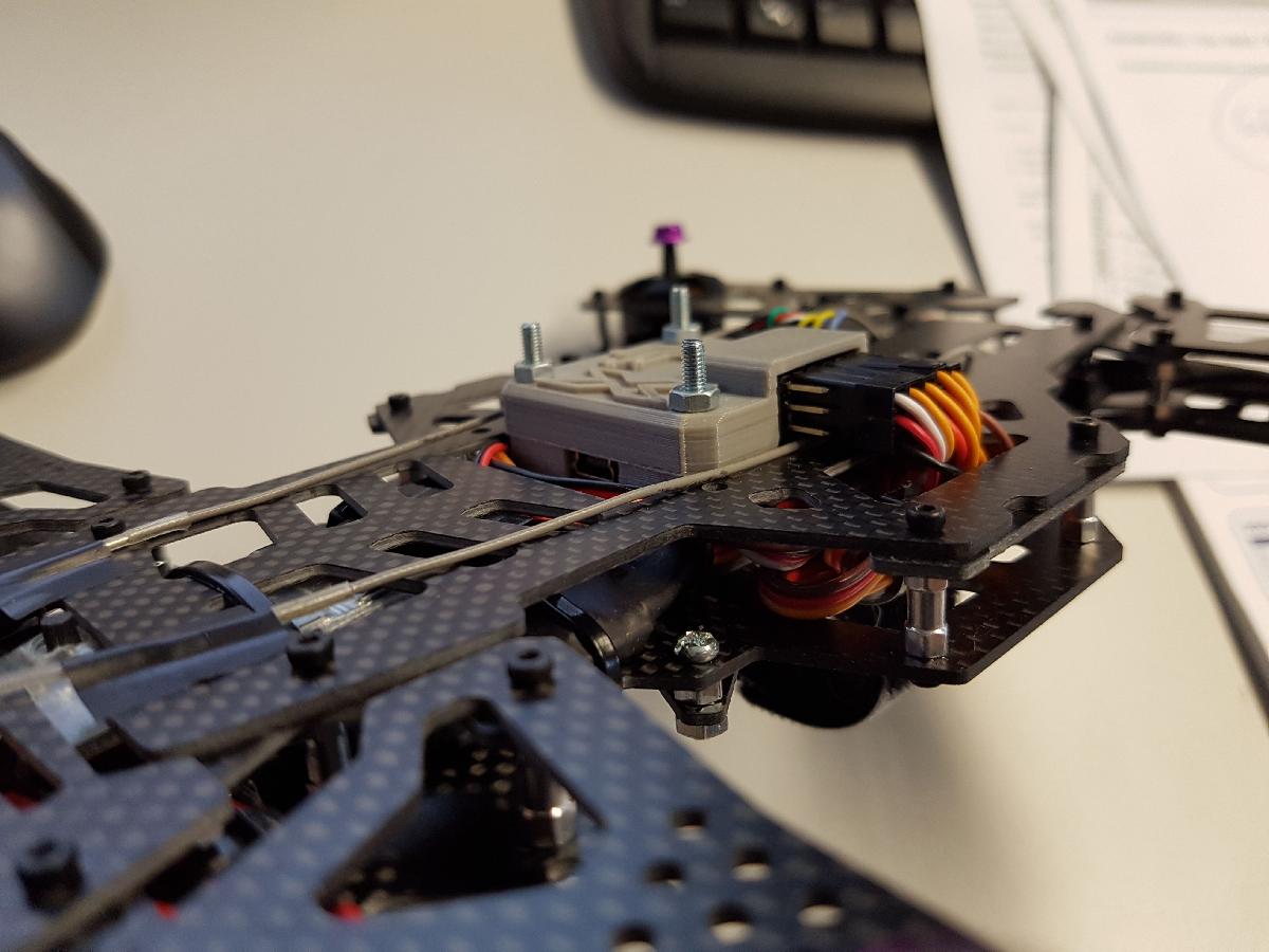 pilha CC3D e PDB (placas de 36mm, personalizadas para o quadro Quanum Neon 250)