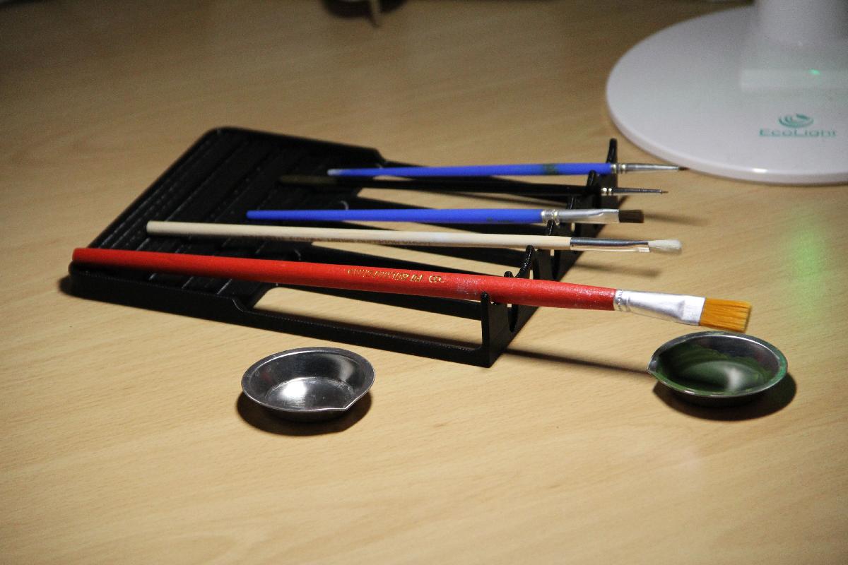 Suporte para Pinceis de Pintura