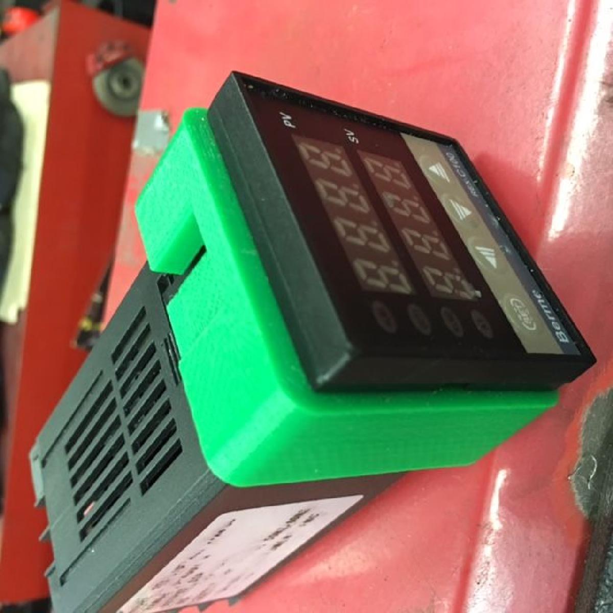 Clipe de retencao do controlador de temperatura REX C100