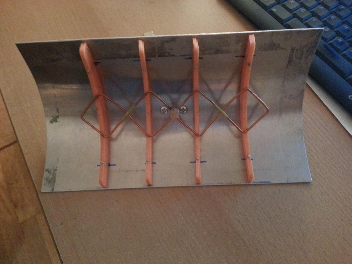 Antena Biquad Parabolica Dupla para 2.4GHz